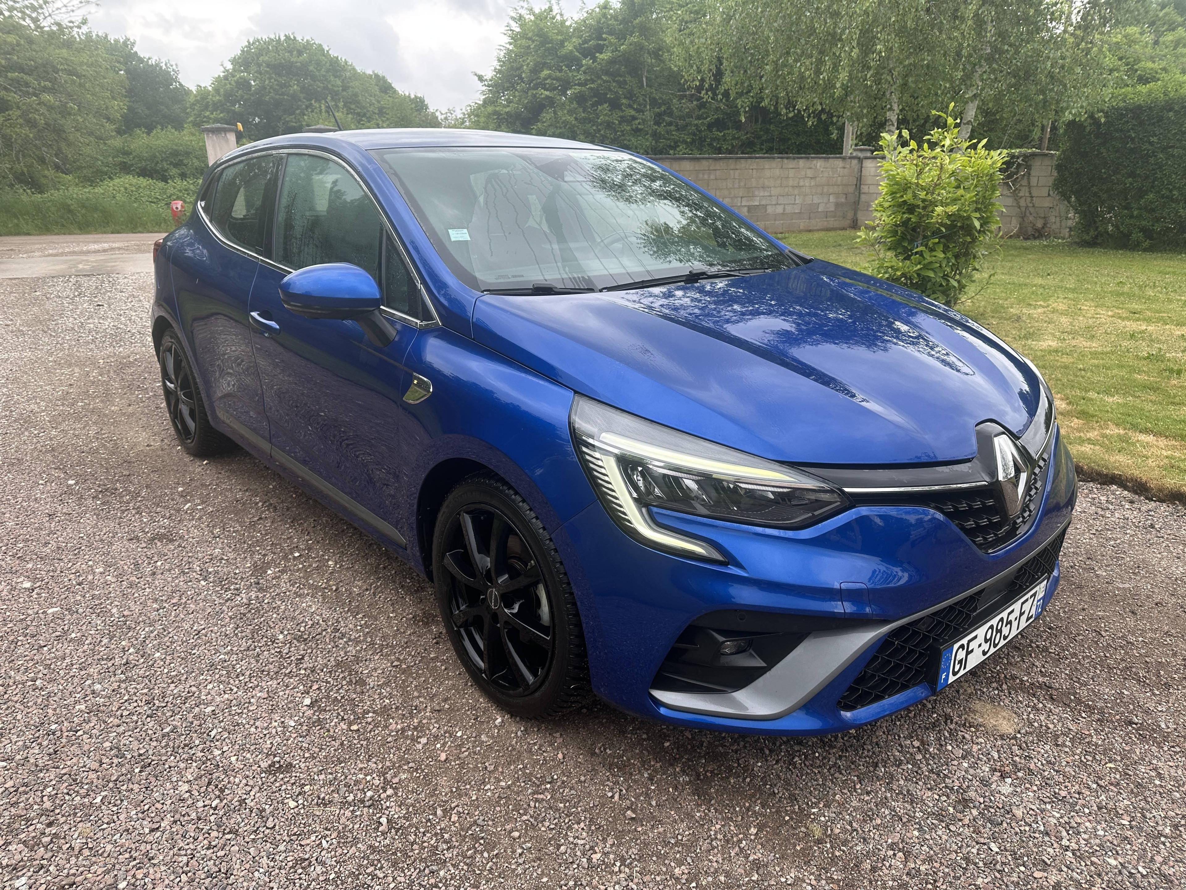 RENAULT CLIO