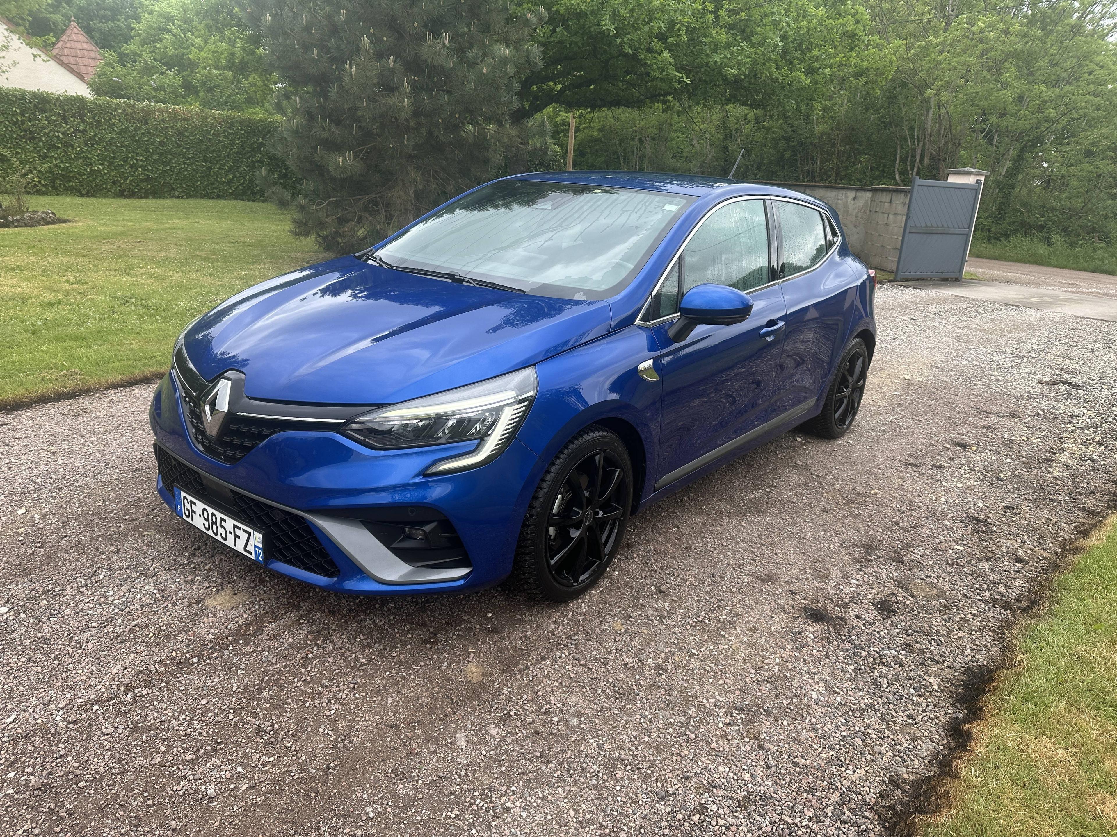 RENAULT CLIO